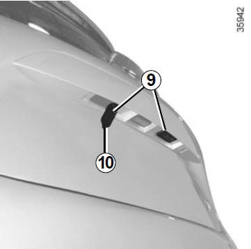 Luci posteriori (sostituzione delle lampadine) 