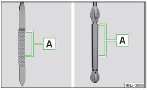 Fig. 260 Varianti di aste di livello dell'olio